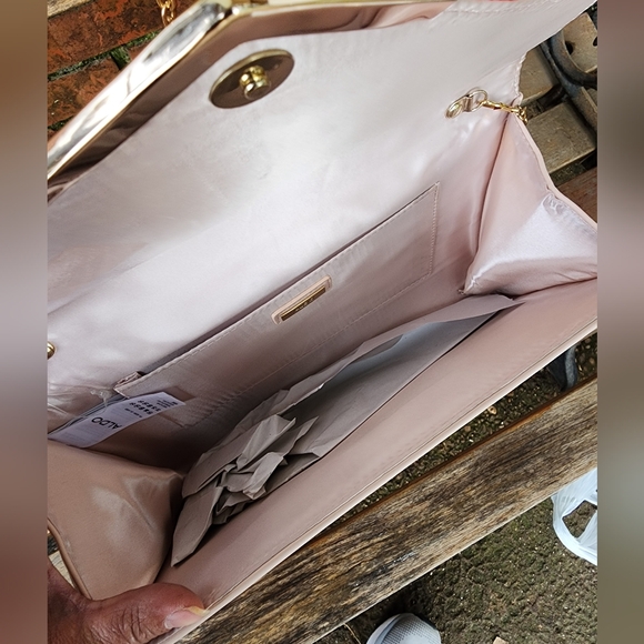 ALDO floral envelope clutch crossbody - Picture 3 of 12